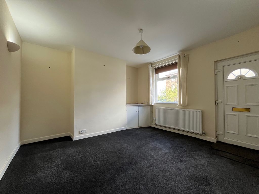 Property photo 2 of 18 Image