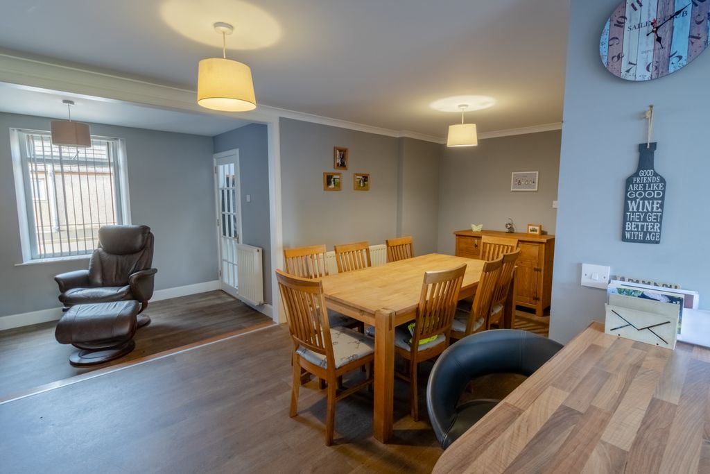 Property photo 3 of 36 Kitchen Diner