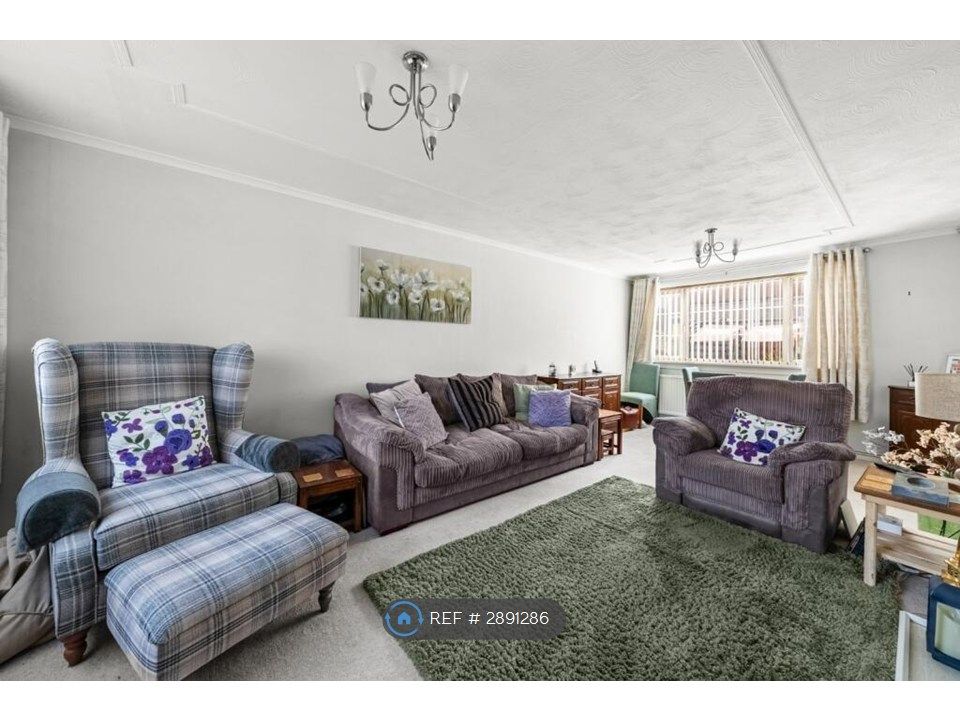 Property photo 2 of 13 Living Room