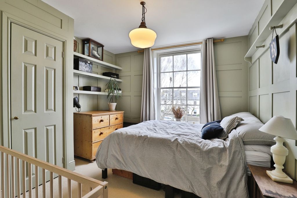 Property photo 3 of 18 Pbox-Img.Jpg