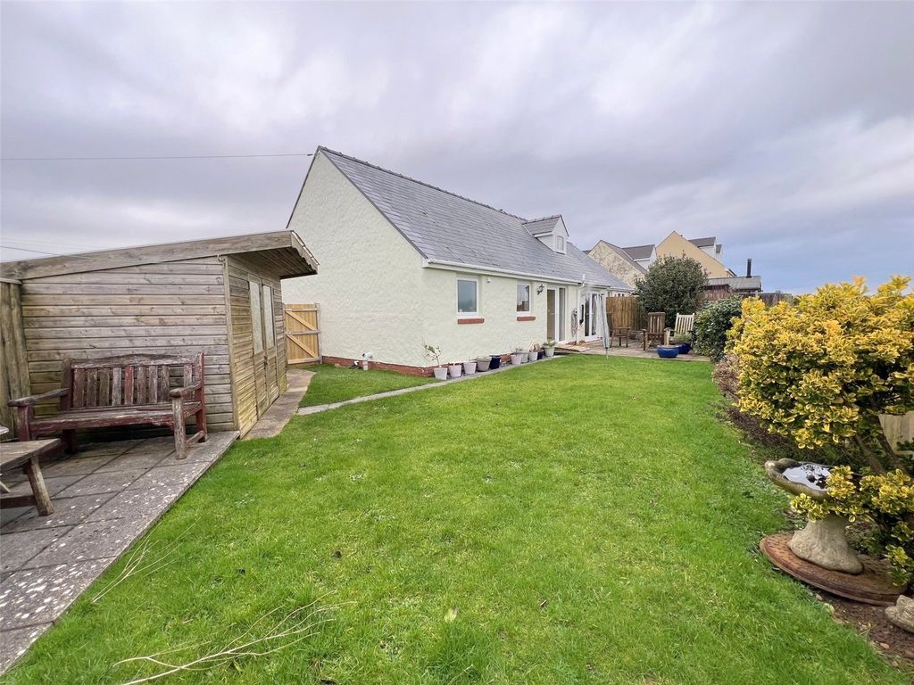 Property photo 2 of 26 Picture No. 71