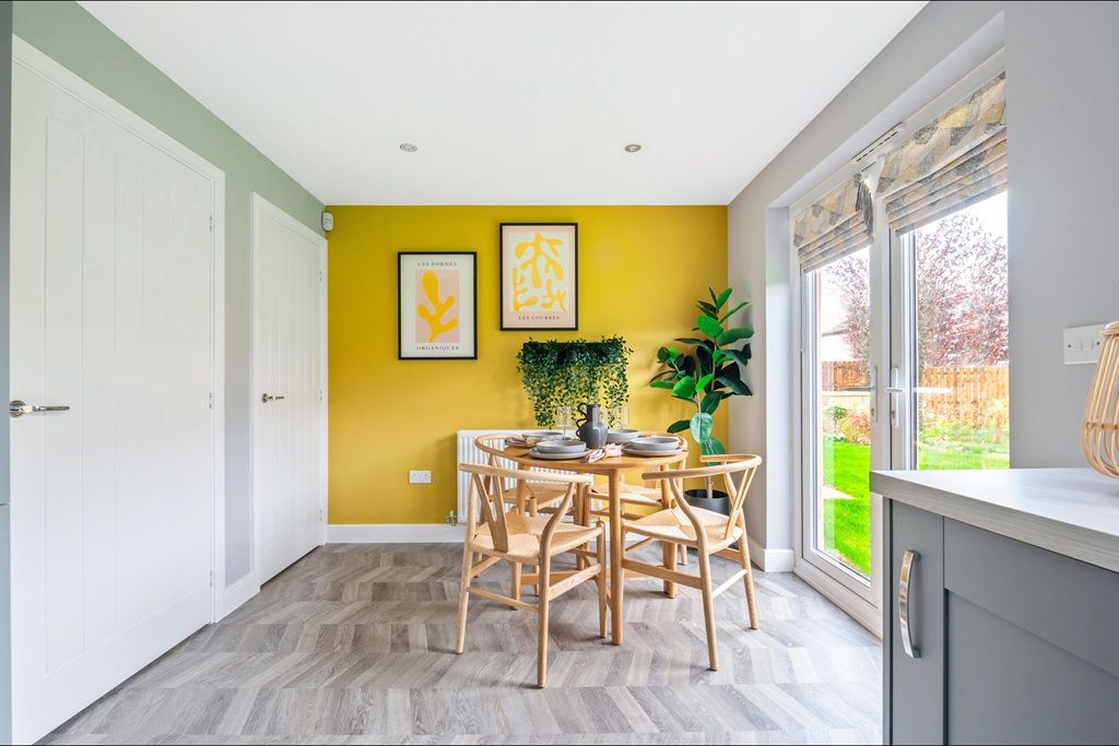 Property photo 3 of 11 Open Plan To Cook And Eat