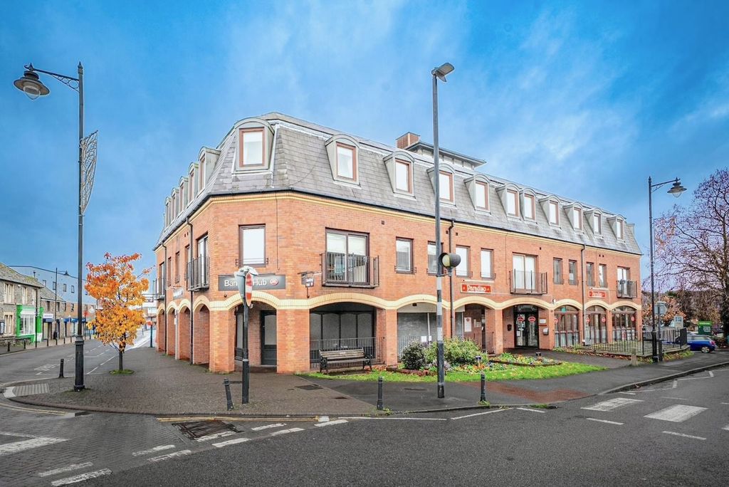 Property photo 2 of 9 Front