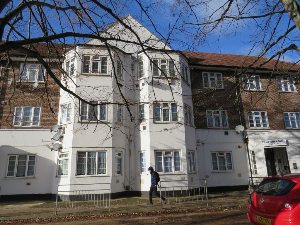 Property photo 1 of 3