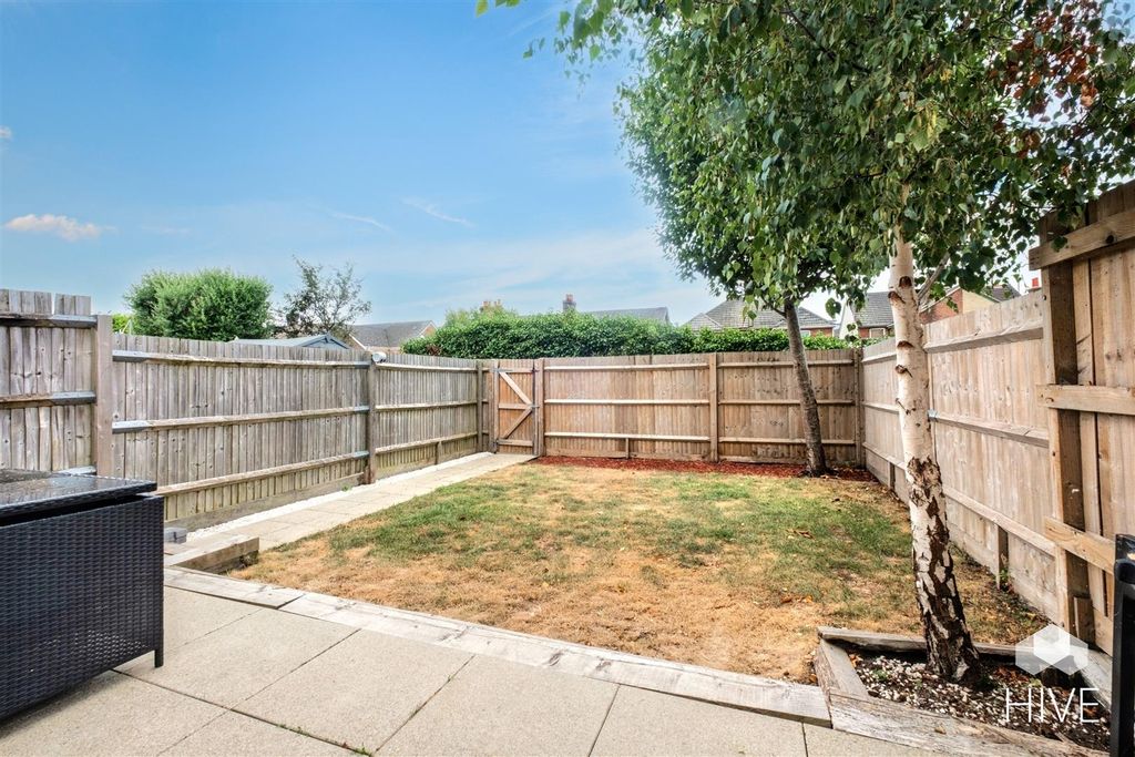 Property photo 3 of 23