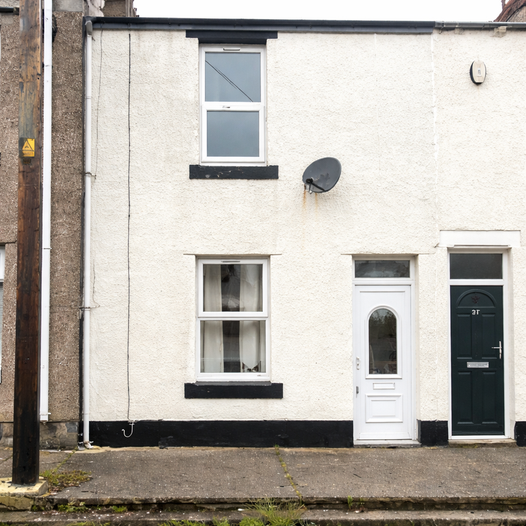 Property photo 1 of 9 Two Bed Terraced House For Sale