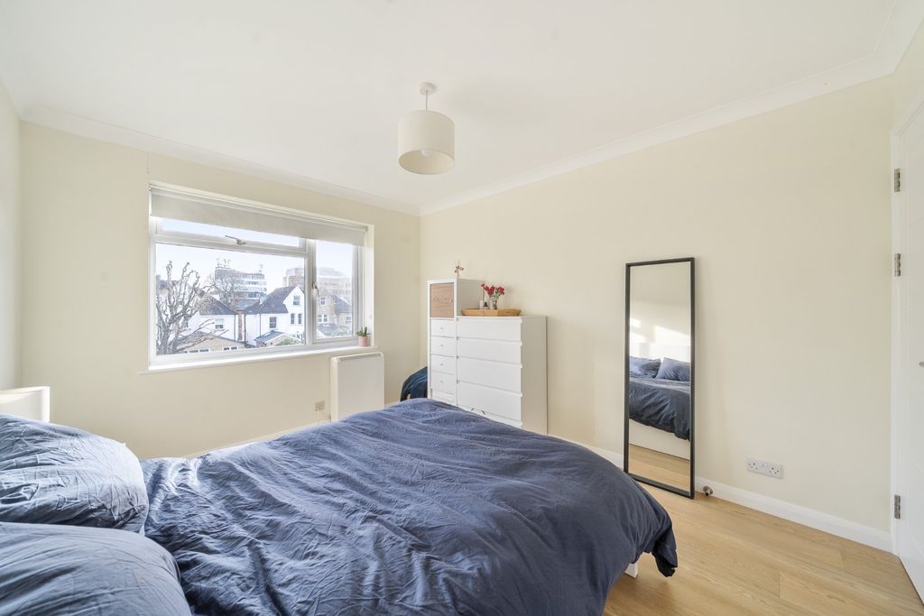 Property photo 3 of 9 Picture No. 18