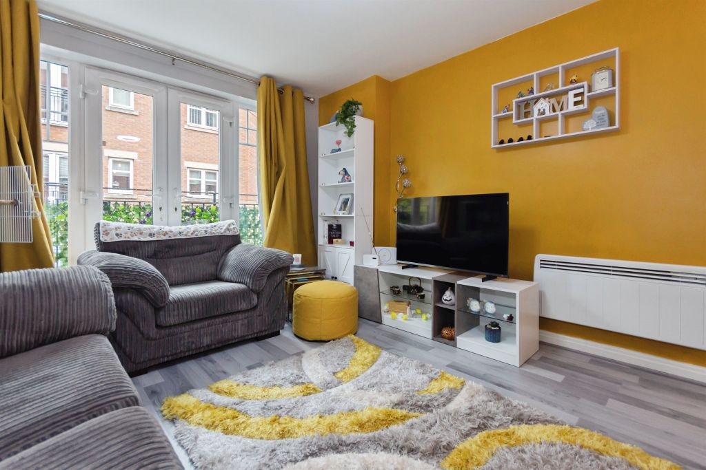 Property photo 3 of 17