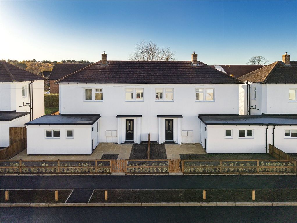 Property photo 2 of 35 Picture No. 45