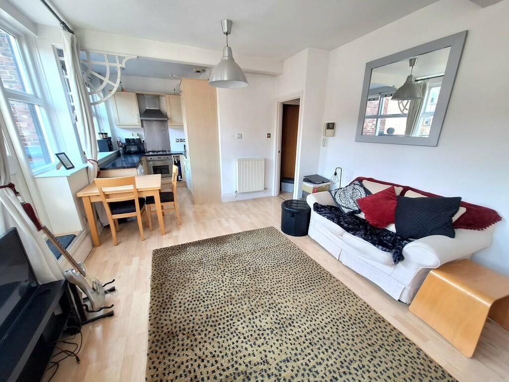 Property photo 3 of 8