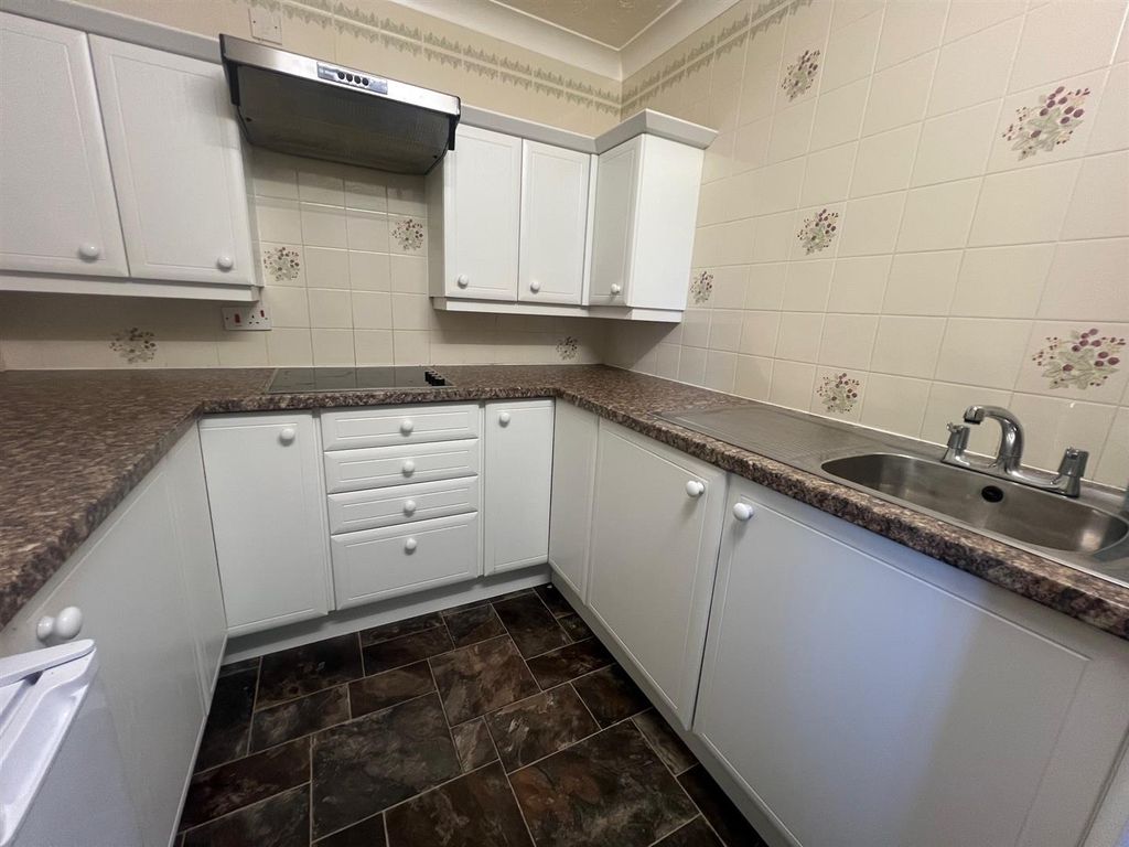 Additional image 12 of 1 bed flat for saleWorcester Road, Malvern WR14