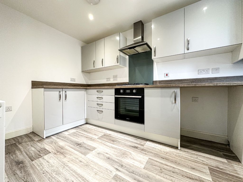 Property photo 2 of 19 5441787