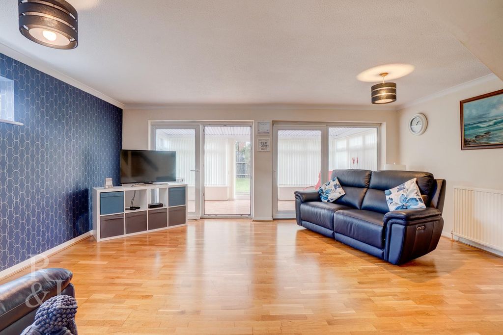 Property photo 2 of 23 Batched  (3).Jpg