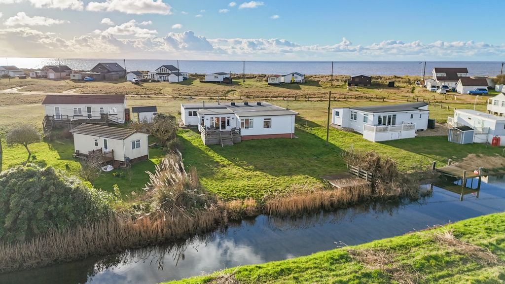 Property photo 1 of 45 3987960