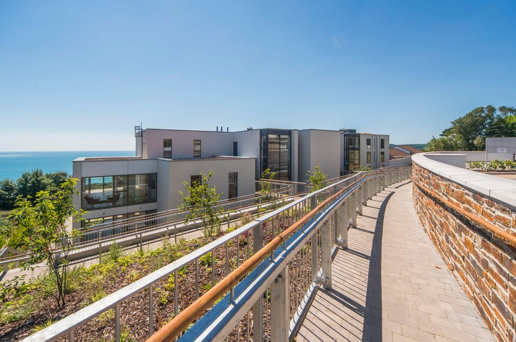 Additional image 8 of 2 bed flat for saleCarlyon Bay, St Austell PL25