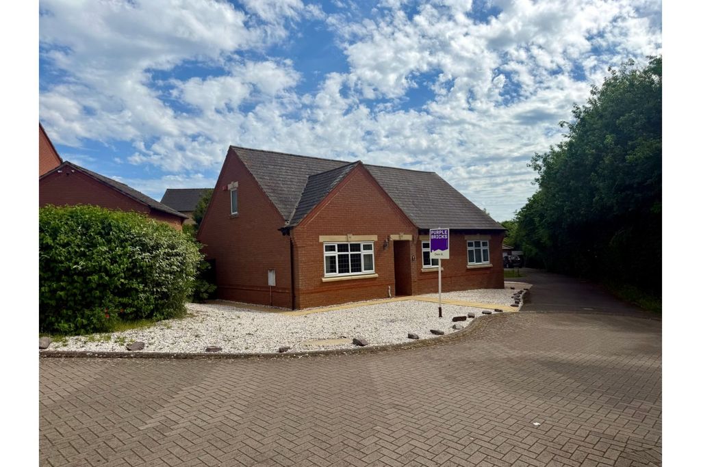Property photo 1 of 57 Outside