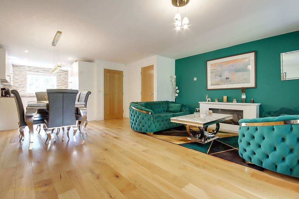 Property photo 3 of 16 Living Room/Dining Room