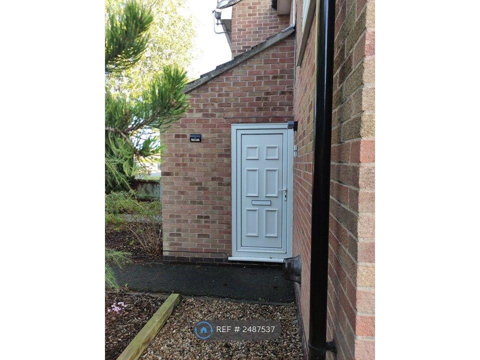 Property photo 2 of 24