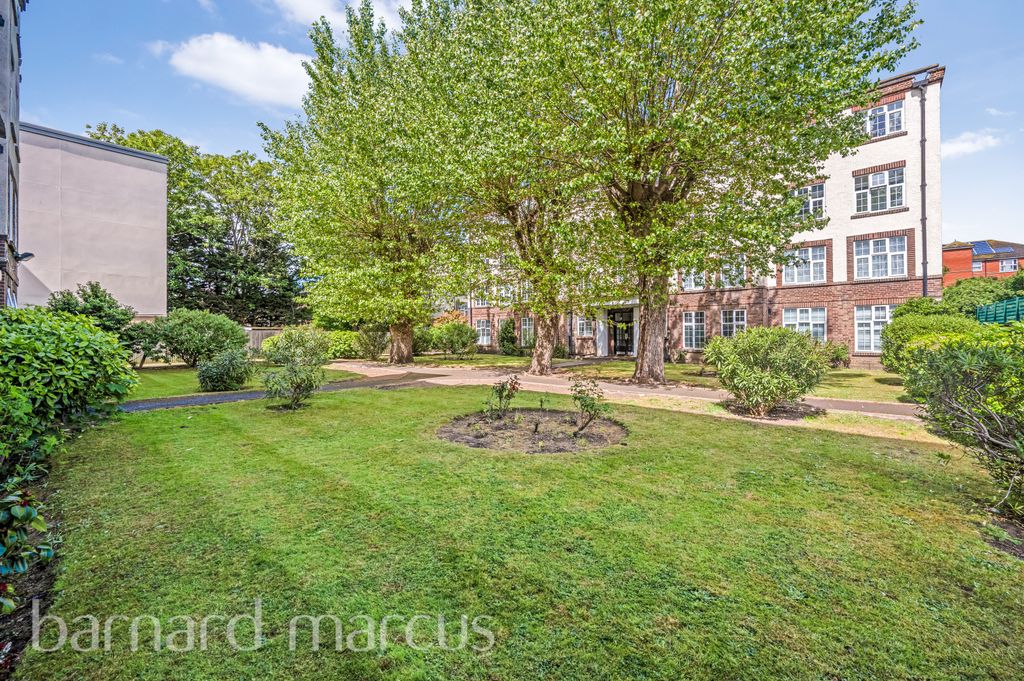Property photo 1 of 5 Garden