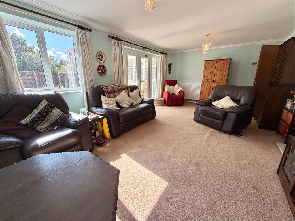 Property photo 3 of 19 Picture No. 14