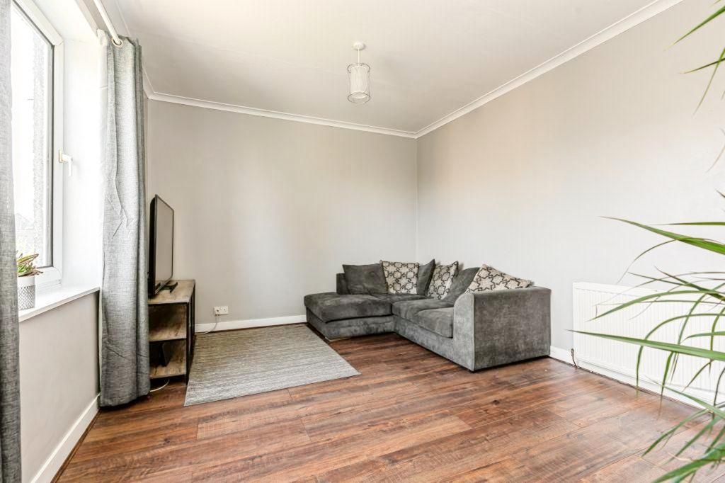 Property photo 3 of 19 Photo 3