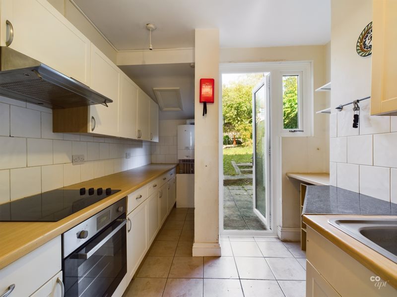 Property photo 3 of 10 Photo 9