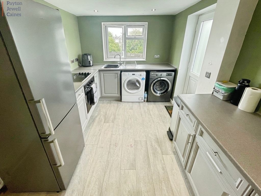 Property photo 3 of 14 Not Specified