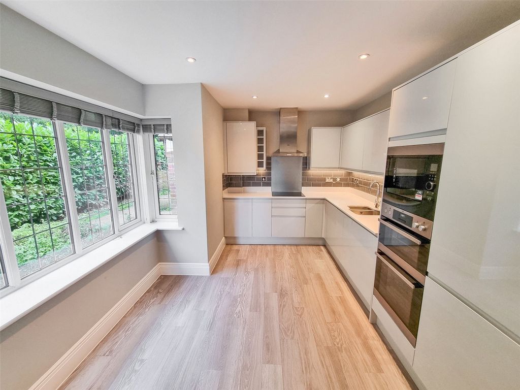 Property photo 3 of 17 Picture No. 43