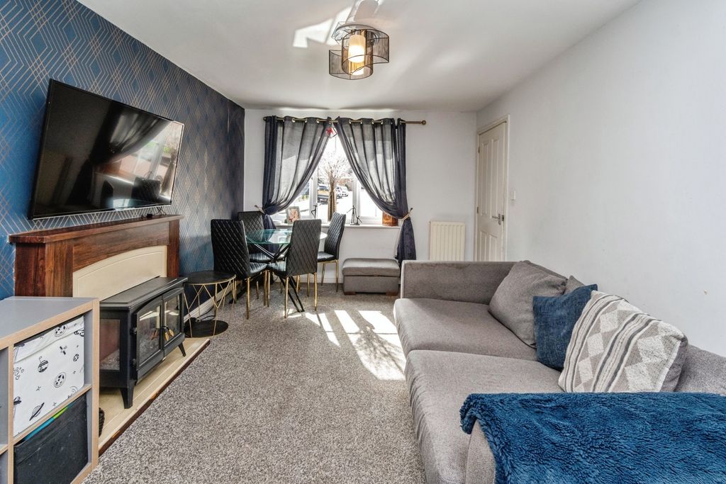 Property photo 3 of 19 Pbox-Img.Jpg