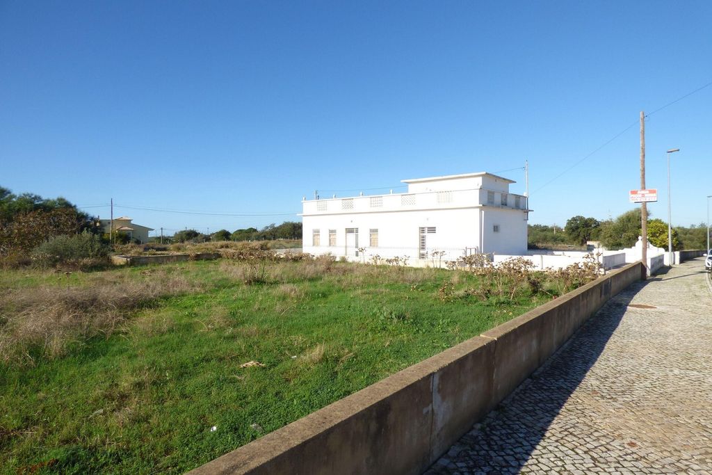 Property photo 1 of 18 House With Land For Construction, In Almancil, Near Vale De Lobo And Quinta Do Lago.