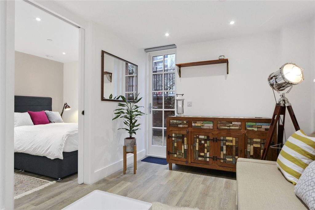 Property photo 2 of 12 9.Jpg