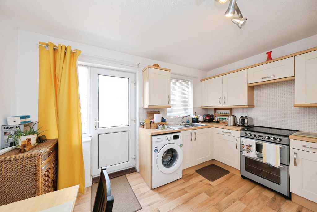 Property photo 3 of 13 Pbox-Img.Jpg