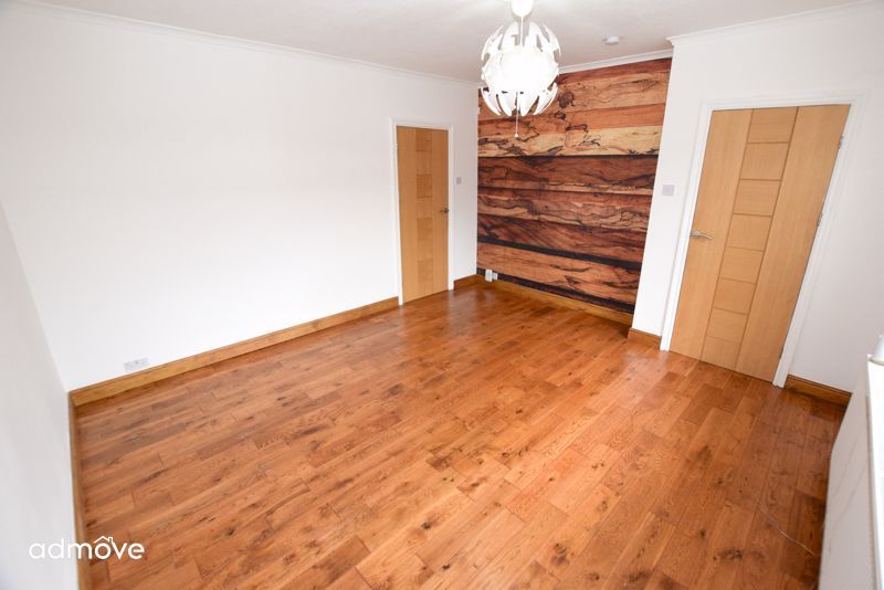 Property photo 3 of 14 Photo 10