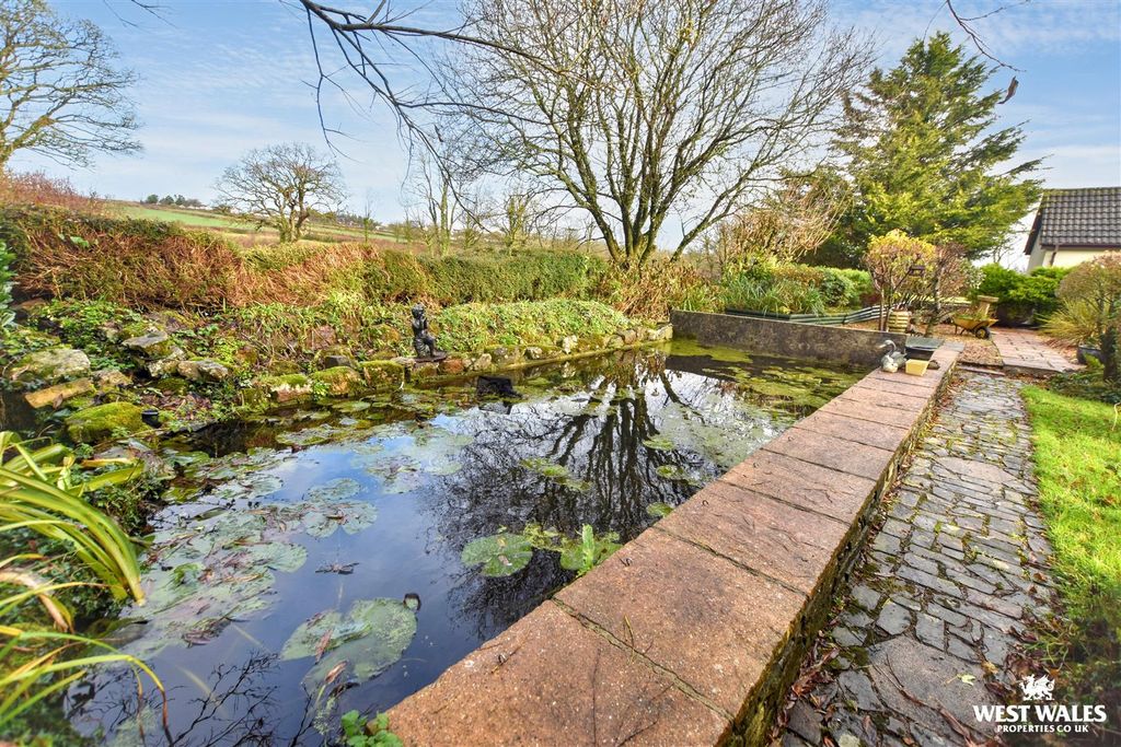 Property photo 2 of 25 20 (72).Jpg