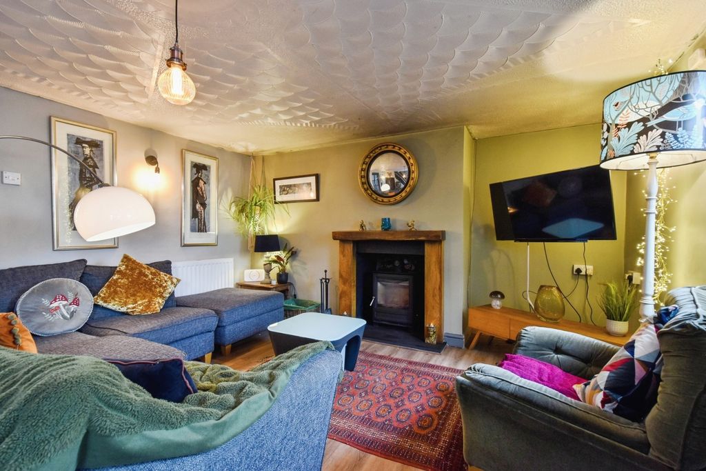 Property photo 3 of 17 Pbox-Img.Jpg