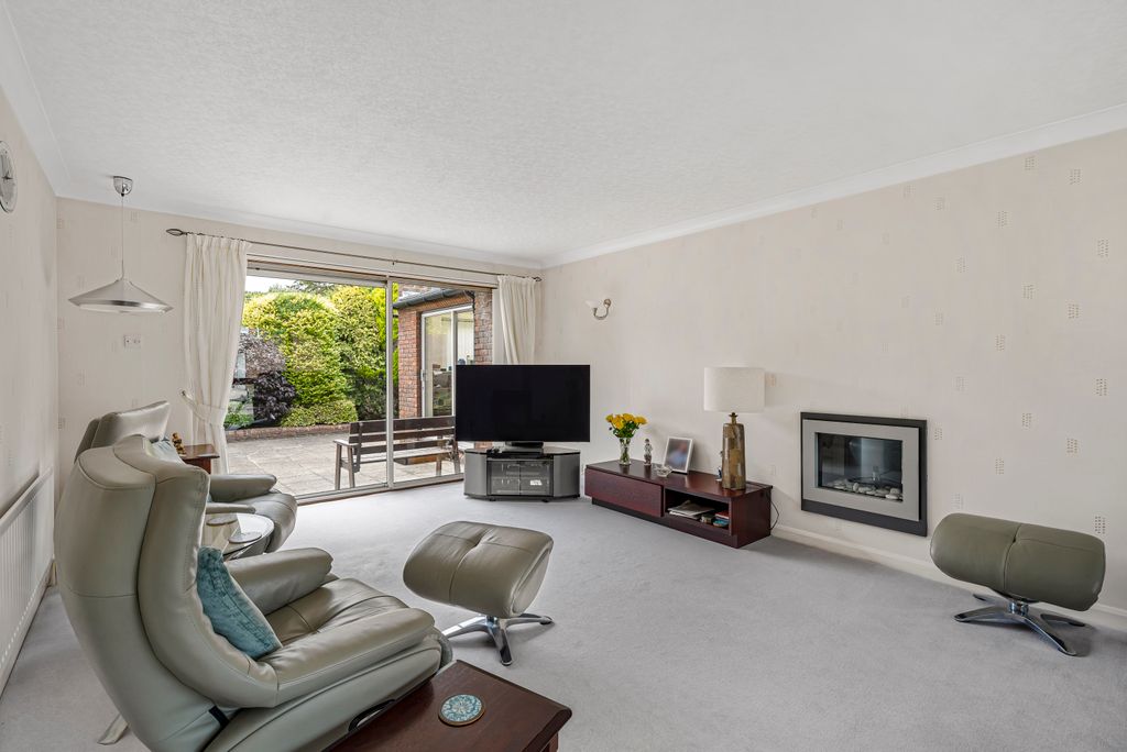 Property photo 2 of 29 Living Room