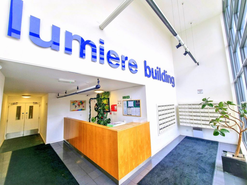 Property photo 2 of 12