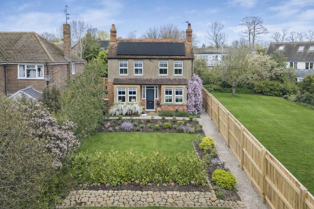 Property photo 1 of 20