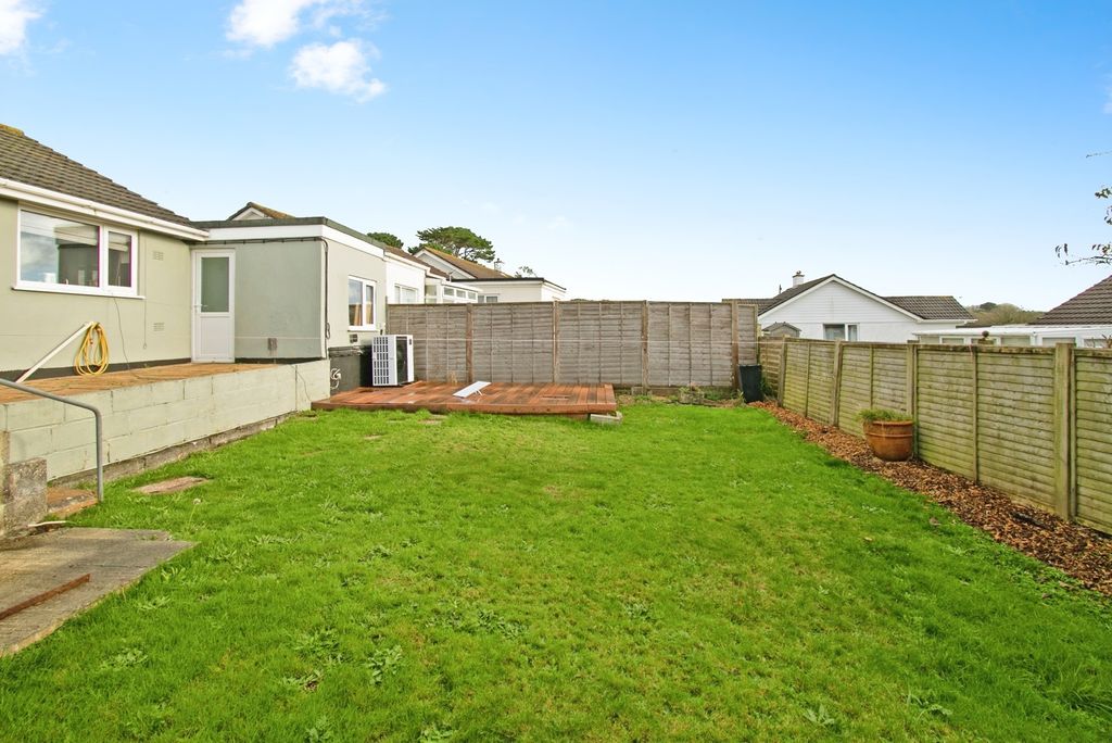 Property photo 3 of 18 Photo