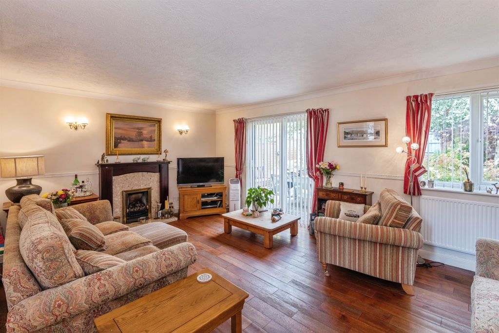 Property photo 3 of 17