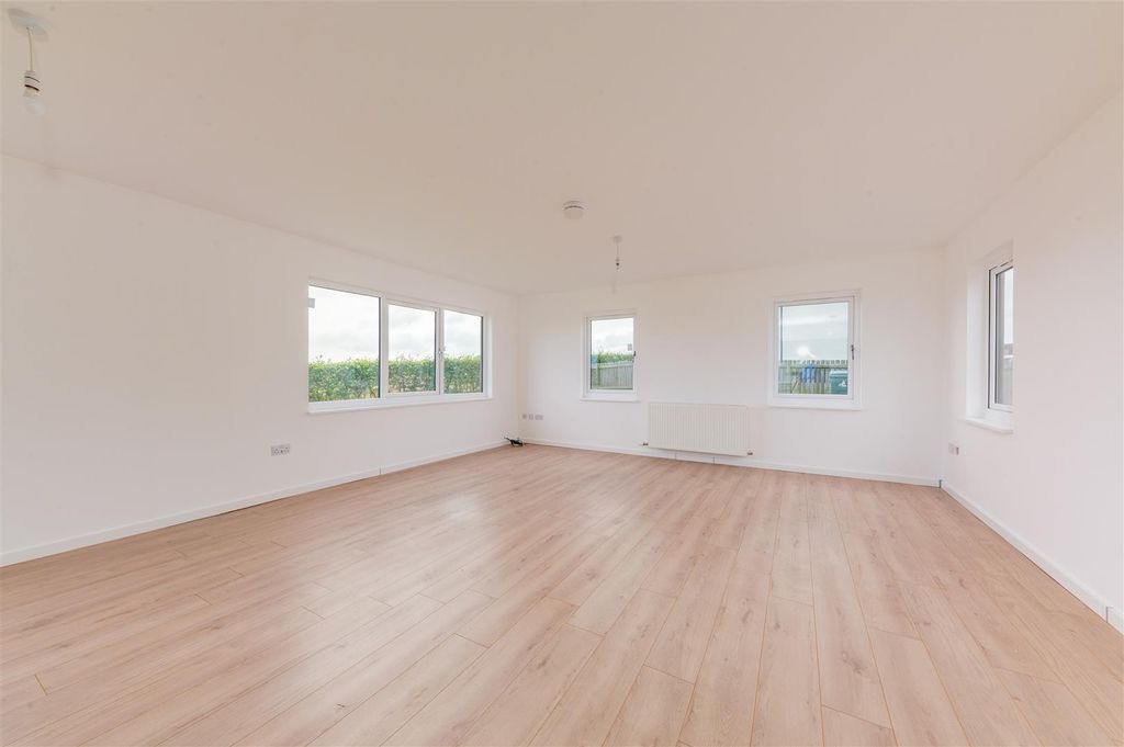 Property photo 3 of 23 5 Westfield Cottages Carmylie-10.Jpg