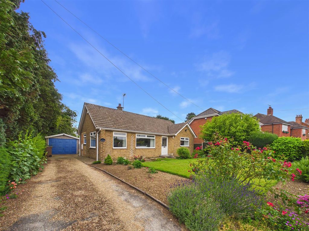 Property photo 1 of 12 Cam05451G0-Pr0158-Still006.Jpg