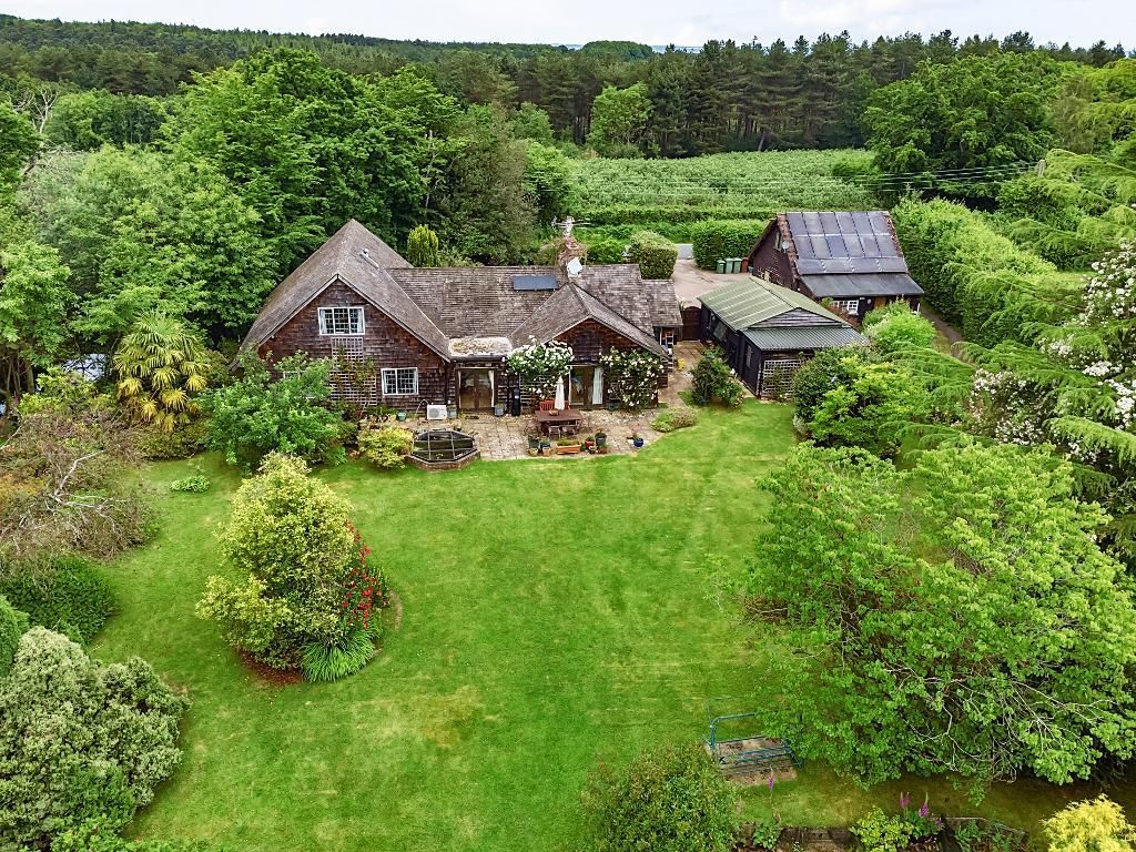 Property photo 1 of 18