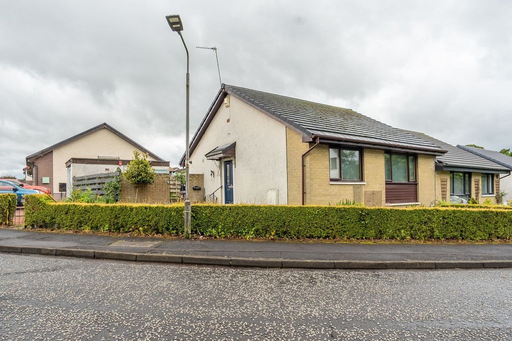 Property photo 1 of 36