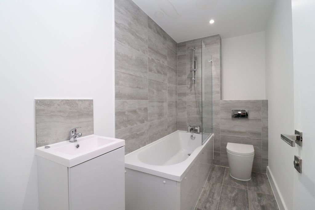 Property photo 2 of 7 Flat 3 3