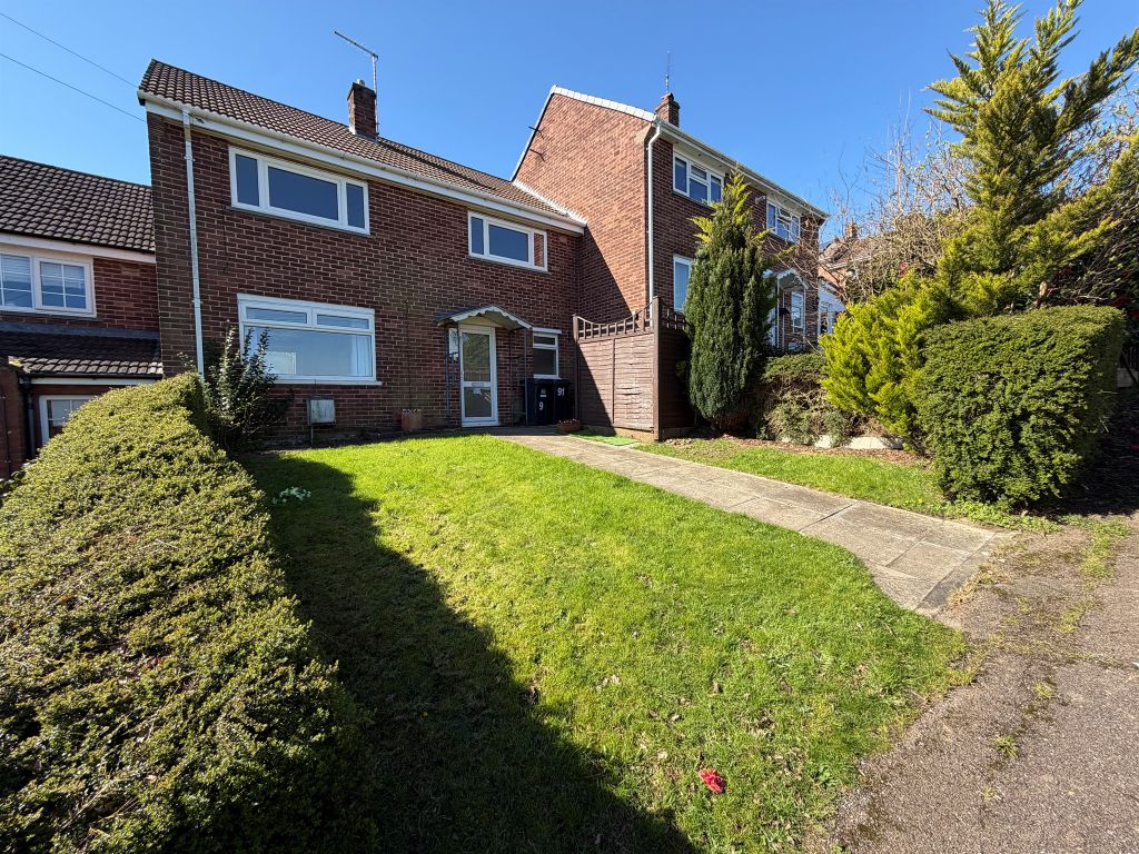 Property photo 2 of 18