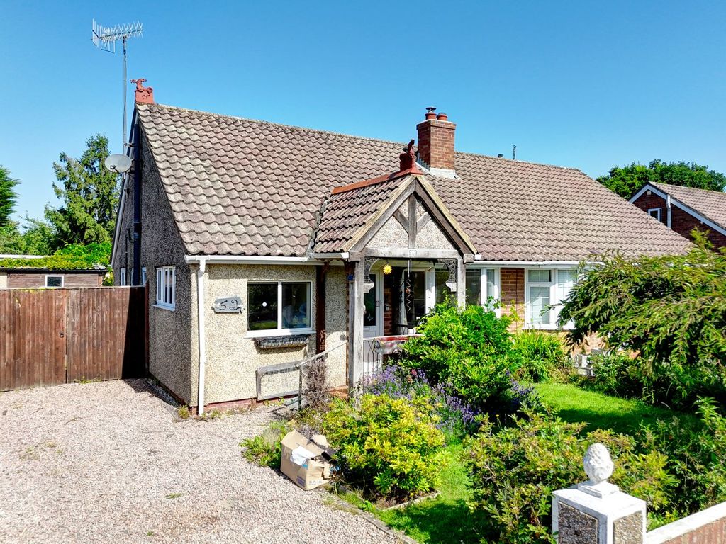 Property photo 1 of 32