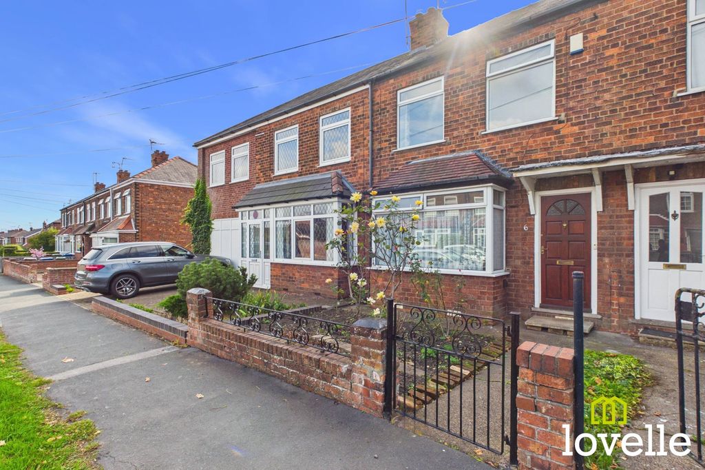 Property photo 1 of 22