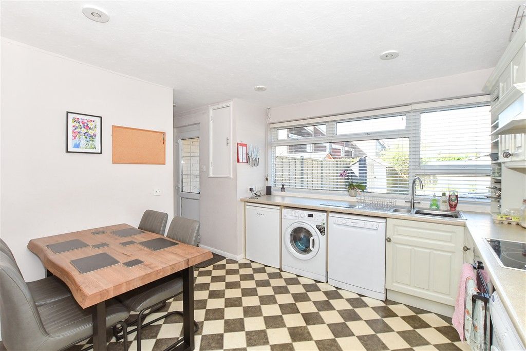 Property photo 2 of 12 Kitchen