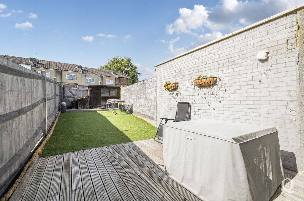 Property photo 3 of 23 6259676E-6d90-4d9...